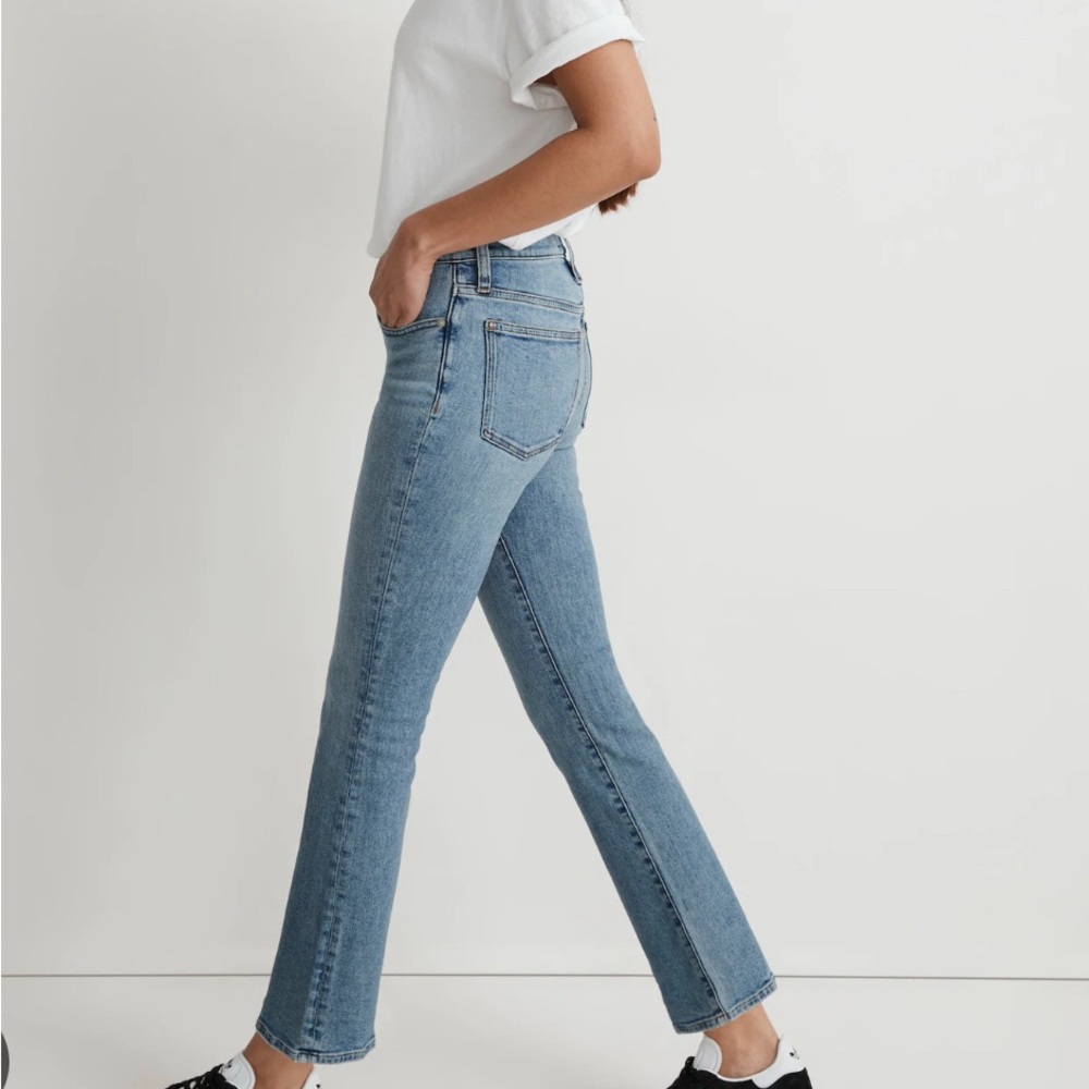 Madewell kick out crop 29T jeans